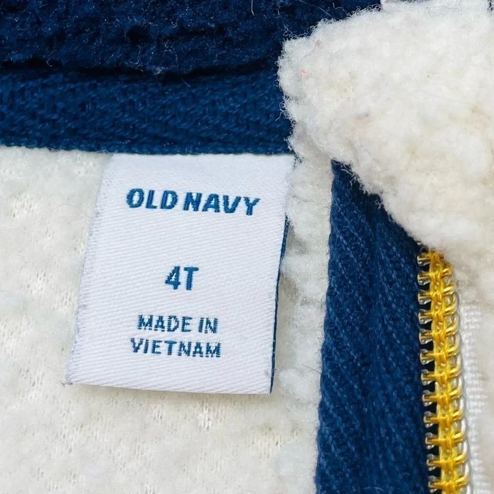 OLD Navy Quarter Zip Sherpa Pullover for Toddlers in Cream